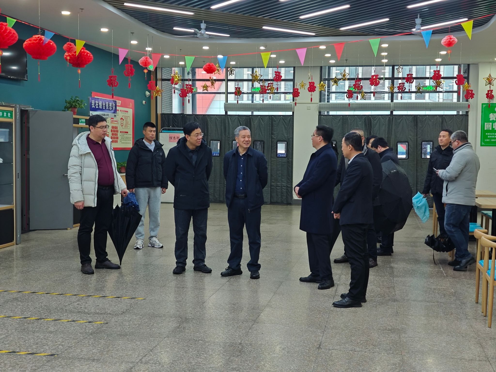 校领导带队检查春季开学准备工作